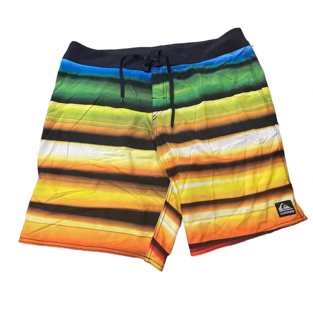 Quicksilver swimming shorts size 40